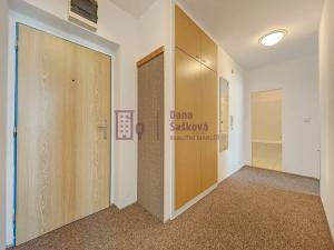 Pronájem bytu 2+1, Jindřichův Hradec, Kosmonautů, 57 m2