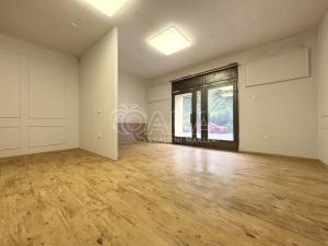 Pronájem obchodního prostoru, Praha, náměstí Interbrigády, 88 m2