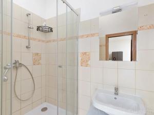 Pronájem bytu 2+kk, Praha - Vinohrady, Velehradská, 49 m2