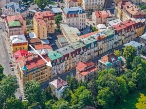 Prodej bytu 2+kk, Mariánské Lázně, Boženy Němcové, 44 m2
