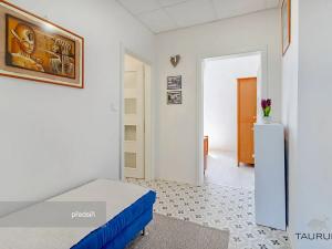 Prodej bytu 2+kk, Mariánské Lázně, Boženy Němcové, 44 m2