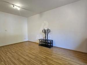 Pronájem bytu 1+kk, Dobrá Voda u Českých Budějovic, Lázeňská, 29 m2