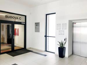 Pronájem kanceláře, Praha - Stodůlky, Prusíkova, 27 m2