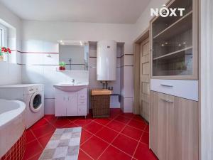 Prodej vícegeneračního domu, Kácov, 320 m2