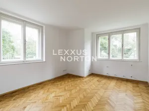 Pronájem rodinného domu, Praha - Smíchov, K vodojemu, 250 m2