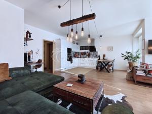 Pronájem bytu 1+kk, Praha - Modřany, Vorařská, 55 m2