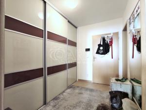 Pronájem bytu 1+kk, Praha - Modřany, Vorařská, 55 m2