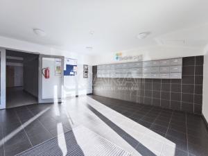 Pronájem bytu 1+kk, Praha - Modřany, Vorařská, 55 m2