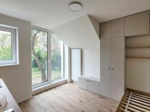 Pronájem bytu 1+kk, Praha - Strašnice, Strančická, 20 m2