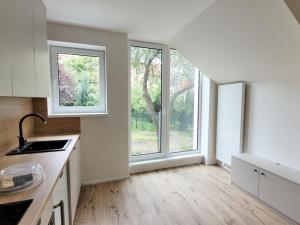 Pronájem bytu 1+kk, Praha - Strašnice, Strančická, 20 m2