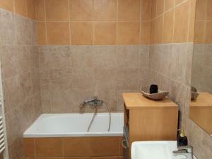 Prodej rodinného domu, Otročín, 280 m2