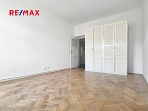 Pronájem bytu 1+1, Praha - Smíchov, Fráni Šrámka, 47 m2