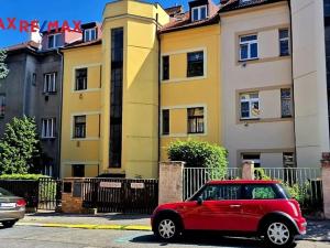 Pronájem bytu 1+1, Praha - Smíchov, Fráni Šrámka, 47 m2