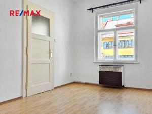 Pronájem bytu 1+1, Praha - Smíchov, Fráni Šrámka, 47 m2