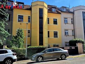 Pronájem bytu 1+1, Praha - Smíchov, Fráni Šrámka, 47 m2