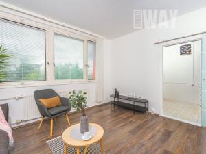 Prodej bytu 2+1, Praha - Miškovice, Polabská, 45 m2