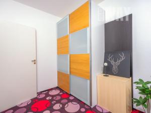 Prodej bytu 2+1, Praha - Miškovice, Polabská, 45 m2