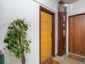 Prodej bytu 2+1, Praha - Miškovice, Polabská, 45 m2