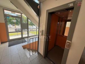 Pronájem bytu 3+1, Praha - Střížkov, Černého, 69 m2