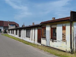 Prodej obchodního prostoru, Hradec Králové, Kalendova, 600 m2