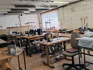 Prodej obchodního prostoru, Hradec Králové, Kalendova, 600 m2