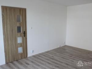 Pronájem bytu 1+1, Sokolov, Švabinského, 37 m2