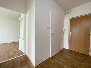 Pronájem bytu 2+kk, Litvínov, Valdštejnská, 40 m2
