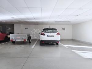Pronájem bytu 1+kk, Praha - Modřany, Vorařská, 55 m2