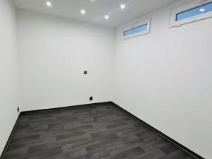 Prodej bytu 3+1, Skuteč, Sládkova, 74 m2