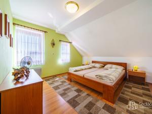 Prodej bytu 3+1, Karlovy Vary - Tašovice, 132 m2