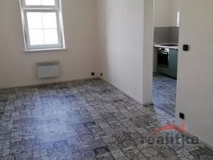 Pronájem bytu 2+1, Opava, Kasárenská, 46 m2