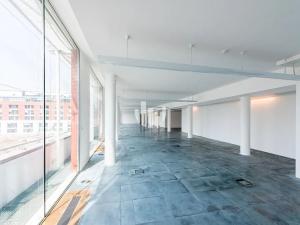 Pronájem kanceláře, Praha - Karlín, Křižíkova, 388 m2