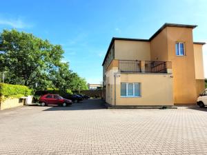 Pronájem pozemku, Modletice, Za Stodolou, 3000 m2