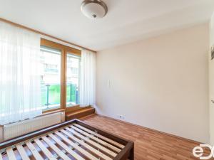 Pronájem bytu 3+kk, Praha, Břežánecká, 84 m2