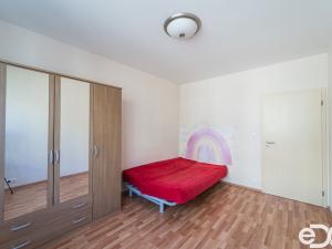 Pronájem bytu 3+kk, Praha, Břežánecká, 84 m2