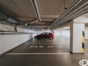 Pronájem bytu 3+kk, Praha, Břežánecká, 84 m2