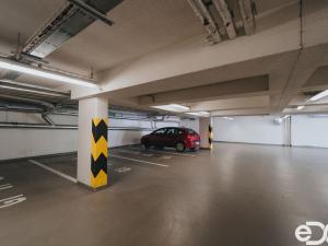 Pronájem bytu 3+kk, Praha, Břežánecká, 84 m2