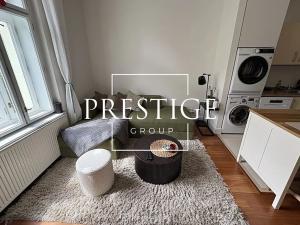 Pronájem bytu 2+kk, Praha - Karlín, Urxova, 48 m2