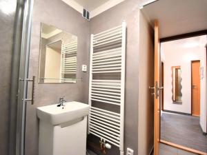 Pronájem bytu 2+1, Plzeň, Zábělská, 56 m2