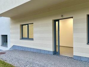 Pronájem obchodního prostoru, Františkovy Lázně, Nádražní, 27 m2