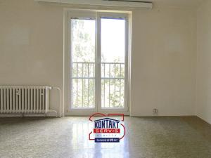 Prodej bytu 3+1, Velešín, Sídliště, 65 m2