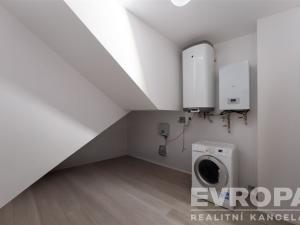 Prodej rodinného domu, Bystřice - Líšno, Líšno, 230 m2