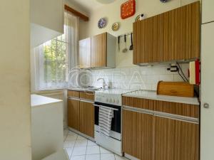 Prodej rodinného domu, Praha, Poděbradova, 206 m2