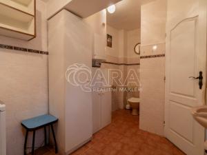 Prodej rodinného domu, Praha, Poděbradova, 206 m2