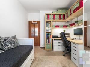 Prodej bytu 3+kk, Přezletice, Pod Zahrady, 77 m2
