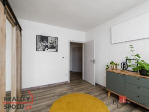 Prodej bytu 4+kk, Vochov, 81 m2