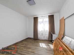 Prodej bytu 4+kk, Vochov, 81 m2