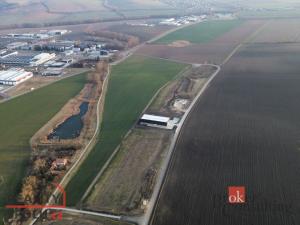 Prodej komerčního pozemku, Uherský Brod, Škrlovec, 32098 m2