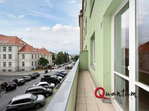 Pronájem bytu 2+1, Praha - Vinohrady, Hollarovo náměstí, 72 m2