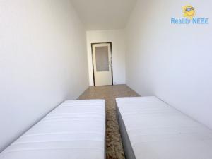 Pronájem bytu 3+1, Praha - Modřany, Plevenská, 68 m2